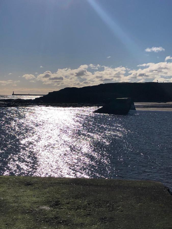 Rolo'S Retreat Apartment Cullercoats Bagian luar foto